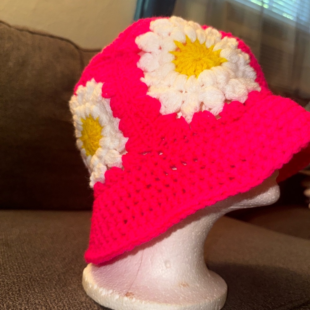 Bright Pink Crochet Hat with Daisy Design